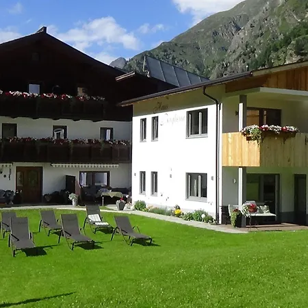 Haus Bergheim Casa de hóspedes Sankt Leonhard im Pitztal