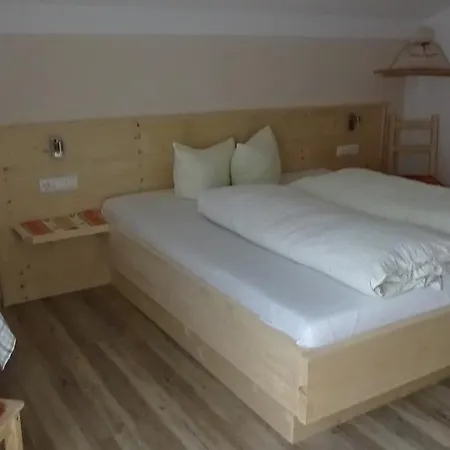 Haus Bergheim Πανσιόν Sankt Leonhard im Pitztal