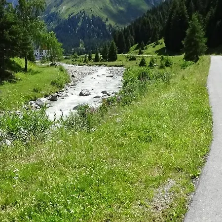 Haus Bergheim Gasthuis Sankt Leonhard im Pitztal
