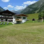 Haus Bergheim 3*