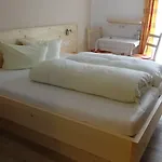 Πανσιόν Haus Bergheim 3*